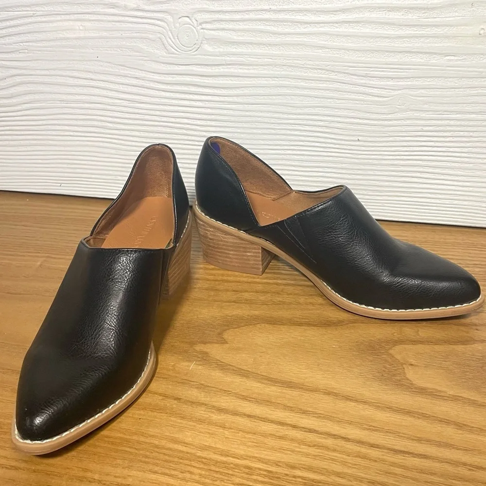 NEW Cynthia Rowley Black Ankle Boots - Picture 3 of 12